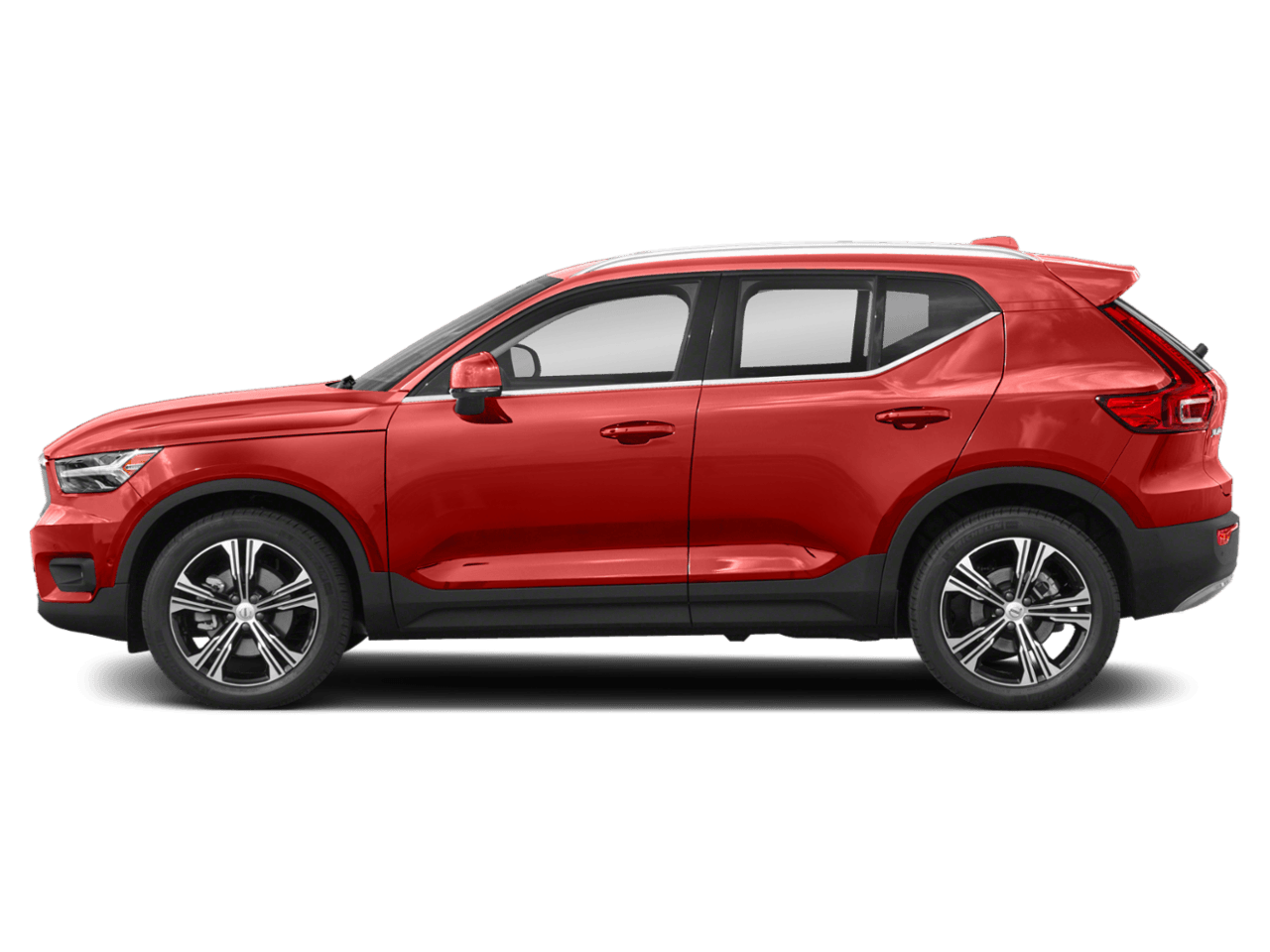 2022 Volvo XC40 Momentum - Profile, facing to the left