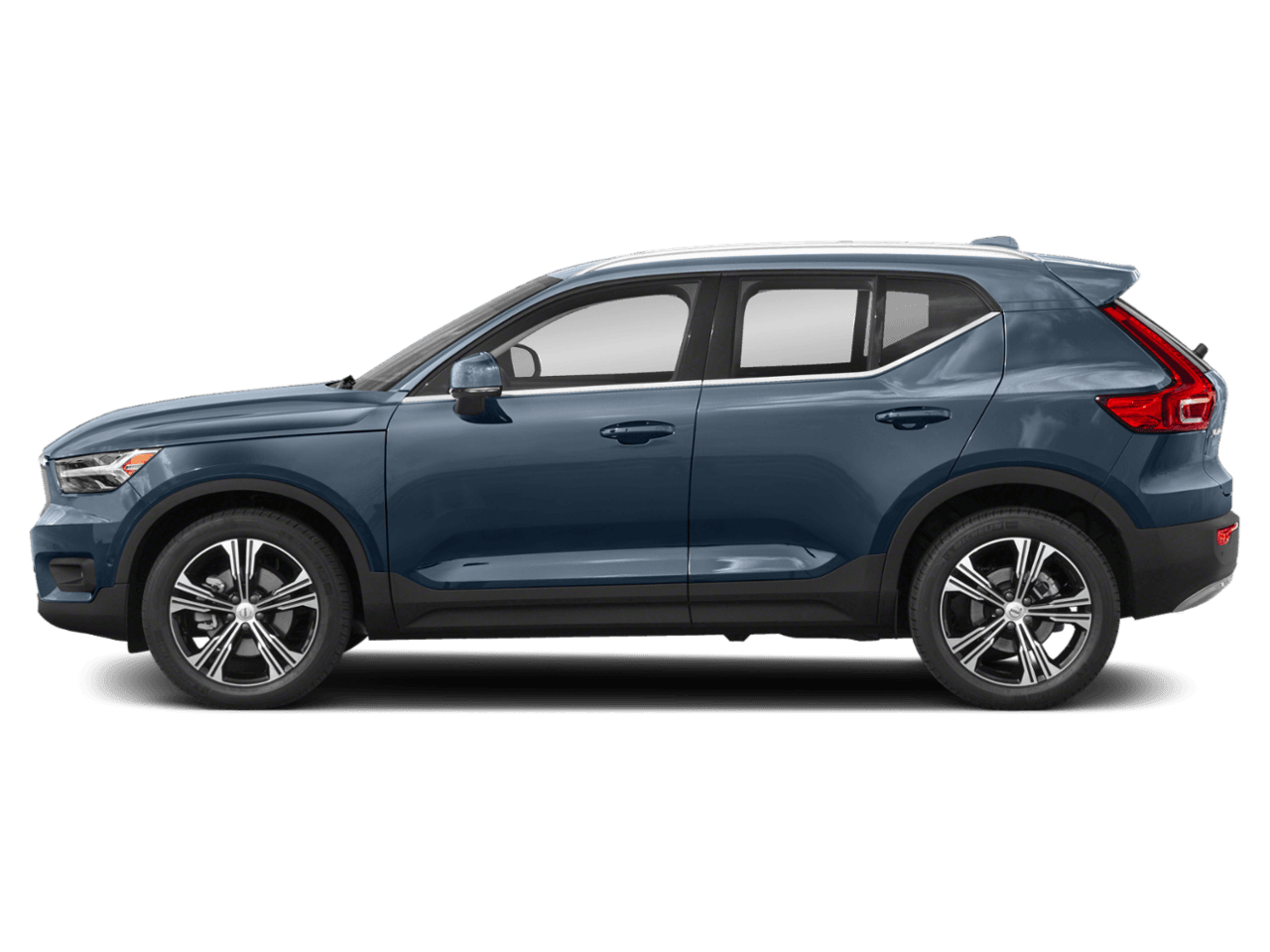 2022 Volvo XC40 Momentum - Profile, facing to the left