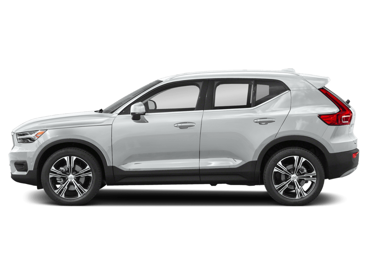 2022 Volvo XC40 Momentum - Profile, facing to the left