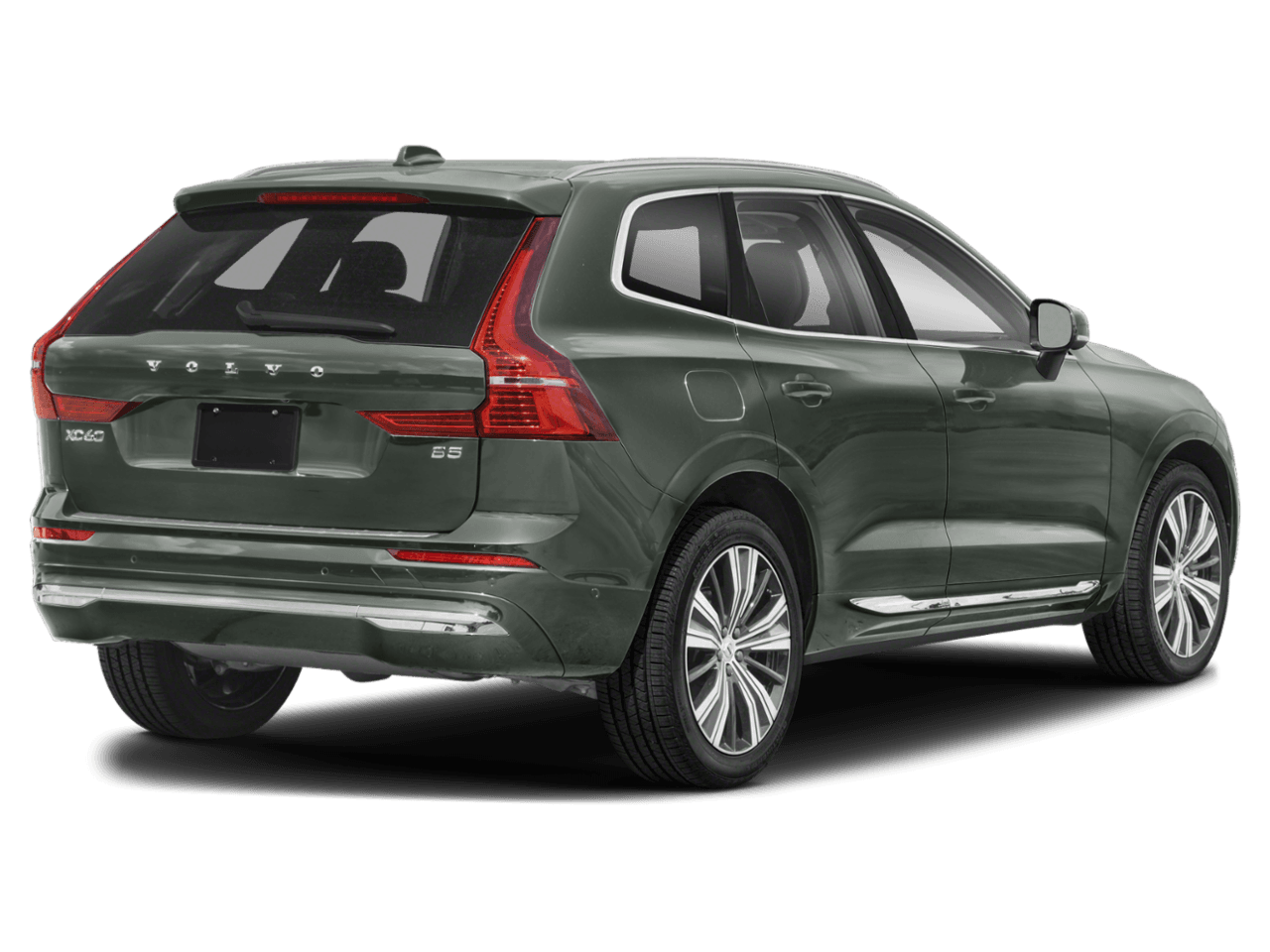 2022 Volvo XC60 Momentum - Rear 3/4, facing to the right