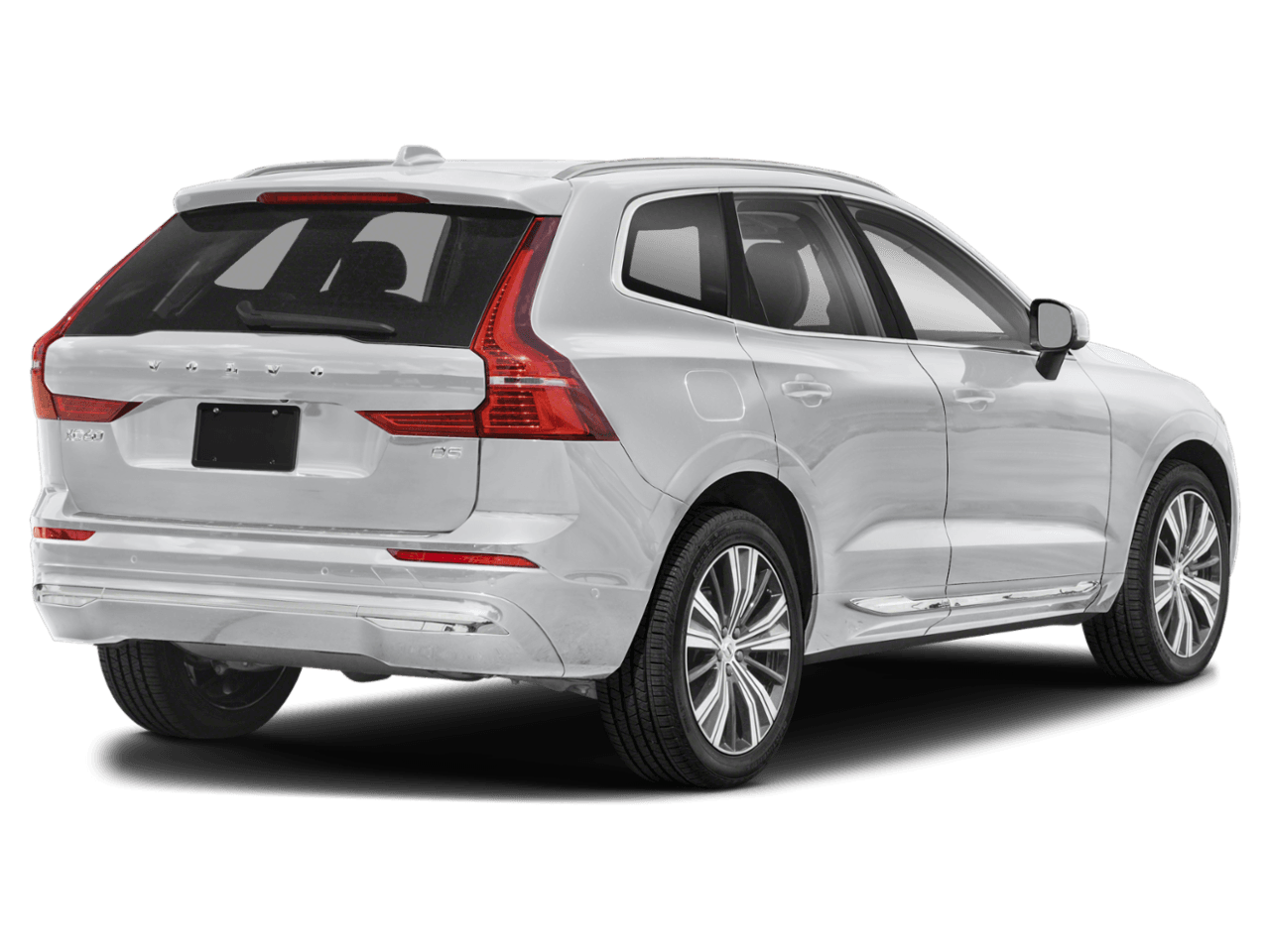 2022 Volvo XC60 Momentum - Rear 3/4, facing to the right