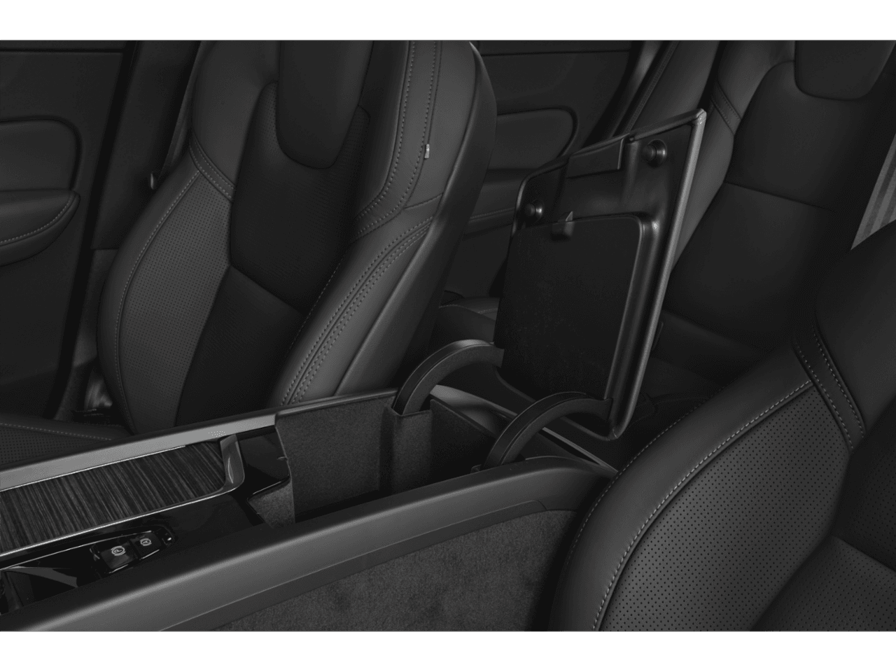 2022 Volvo XC60 Recharge Inscription - Interior Center Storage Console