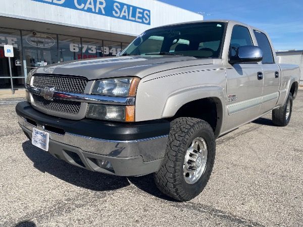 2004 Chevrolet Silverado 2500 LS