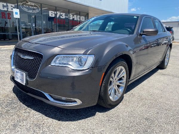 2015 Chrysler 300 Limited