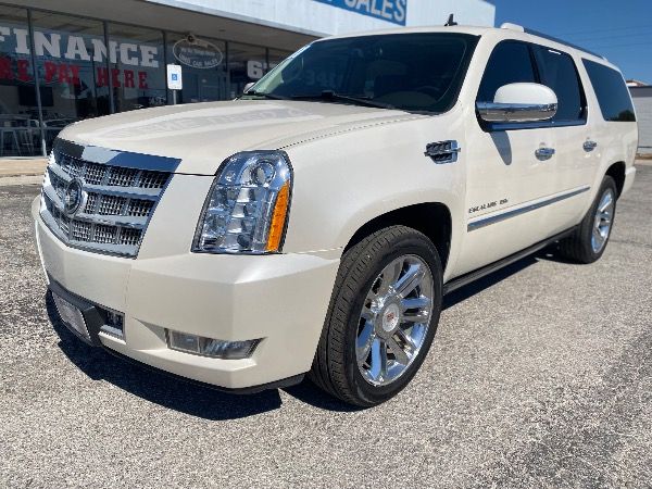 2011 Cadillac Escalade ESV Platinum Edition