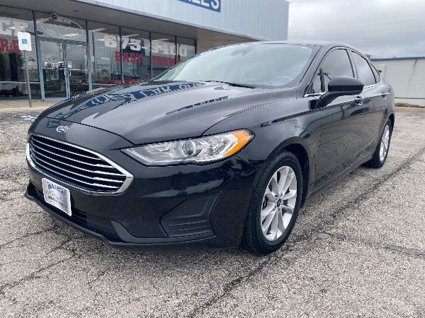 2020 Ford Fusion SE