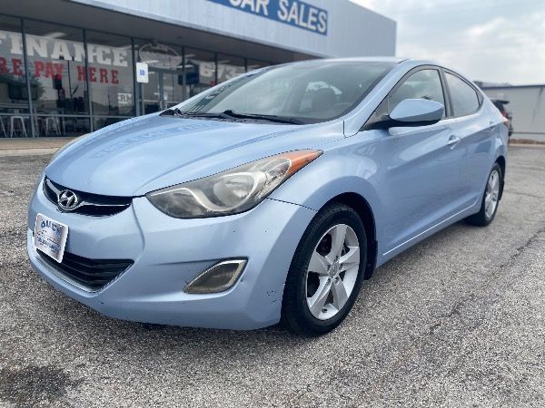 2012 Hyundai Elantra's photo