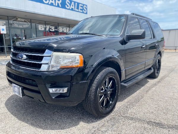2017 Ford Expedition XLT's photo