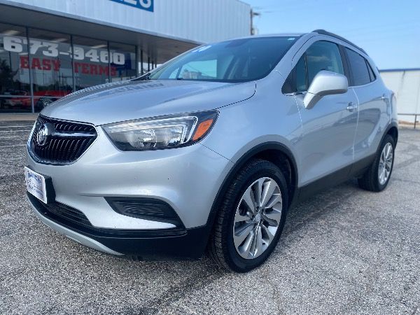2020 Buick Encore Preferred's photo