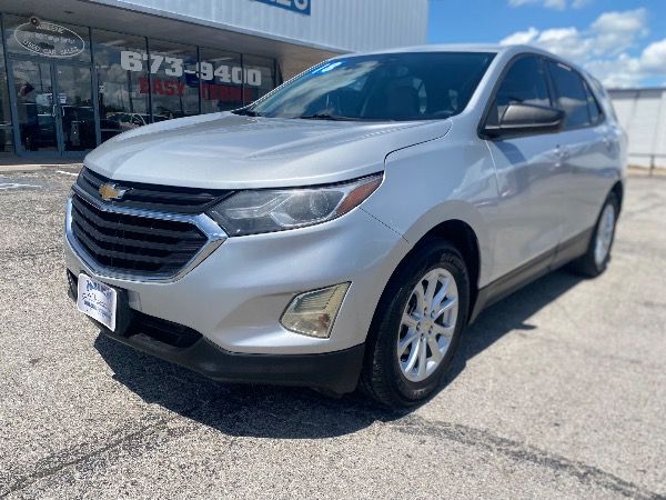 2018 Chevrolet Equinox LS's photo